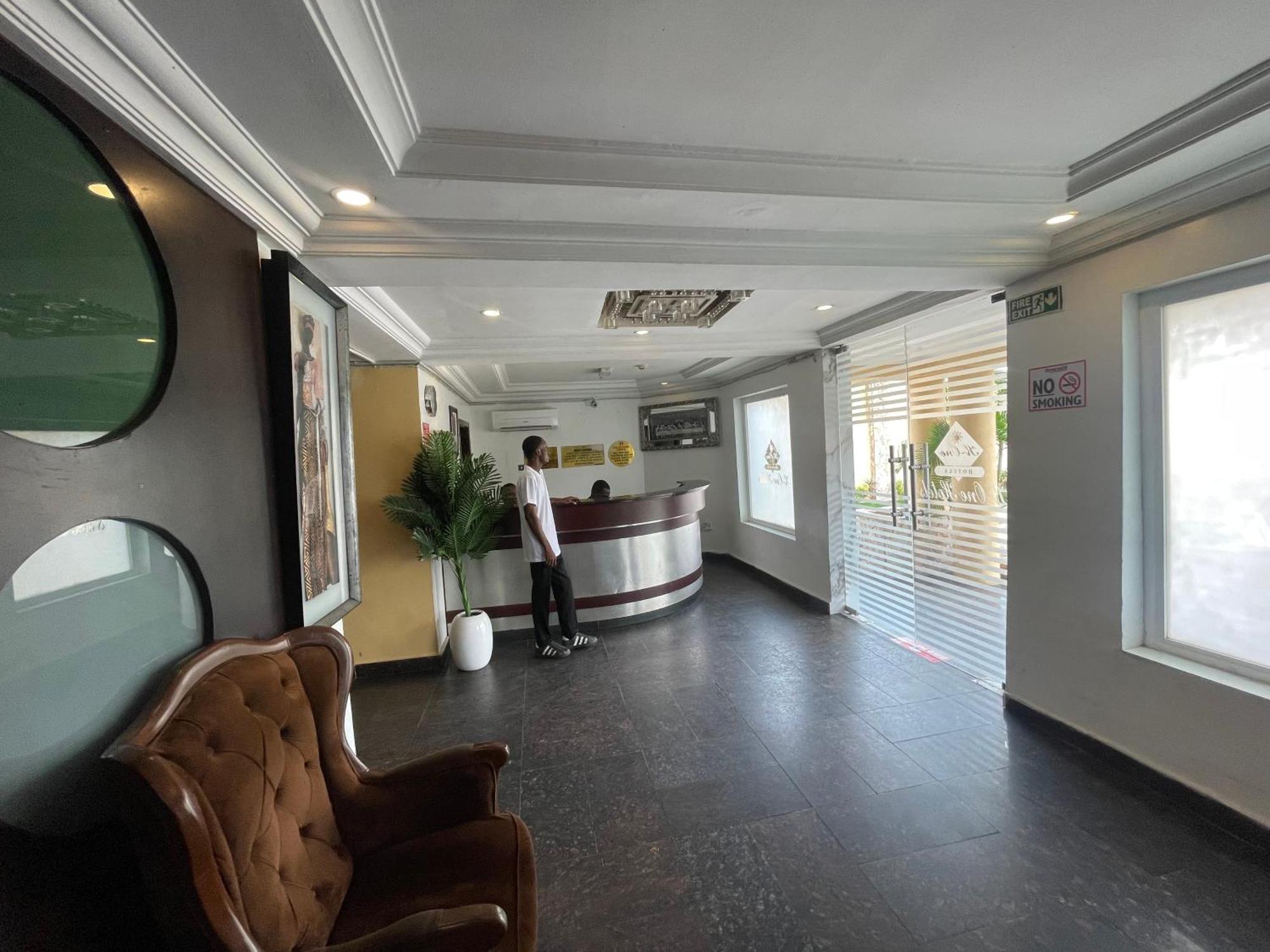 Hotel Presken K-One Ikeja Exterior foto